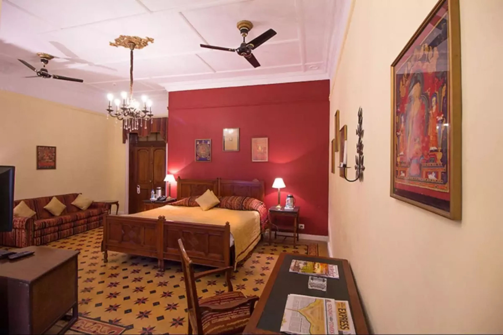 Отель WelcomHeritage Taragarh Palace
