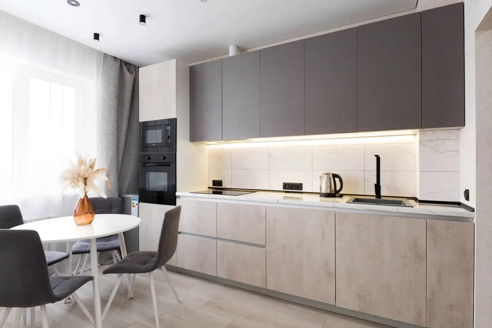 Апартаменты SleepNsk Красивая Трешка Около Аквапарка