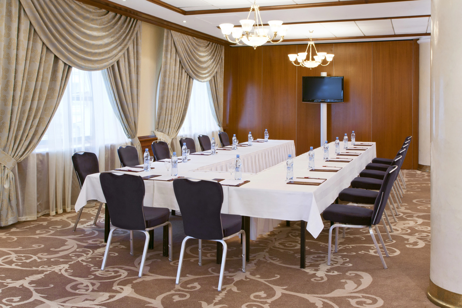 Сафмар Аврора Люкс (бывший Марриотт Ройал Аврора)