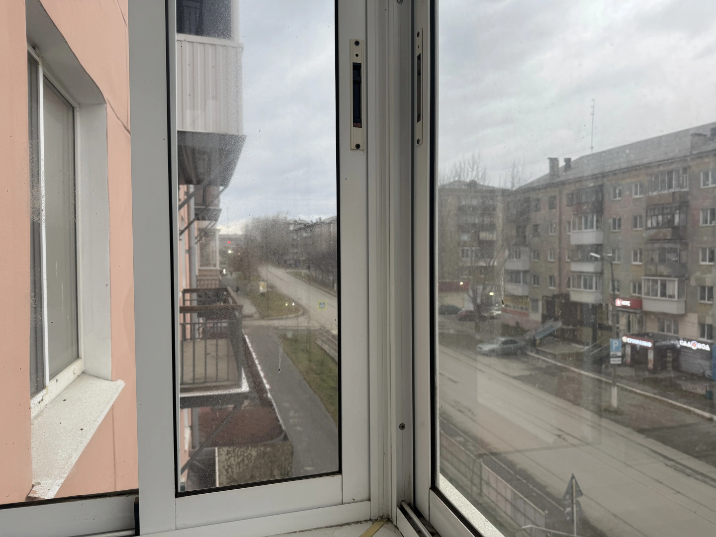Квартира Кировград Центр на Свердлова 53 с Балконом