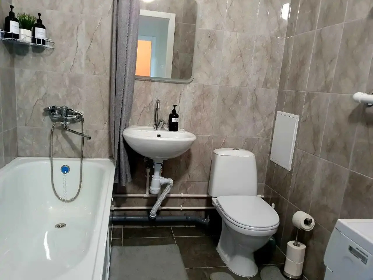 Квартира с Лоджией на Комсомольском Проспекте 4