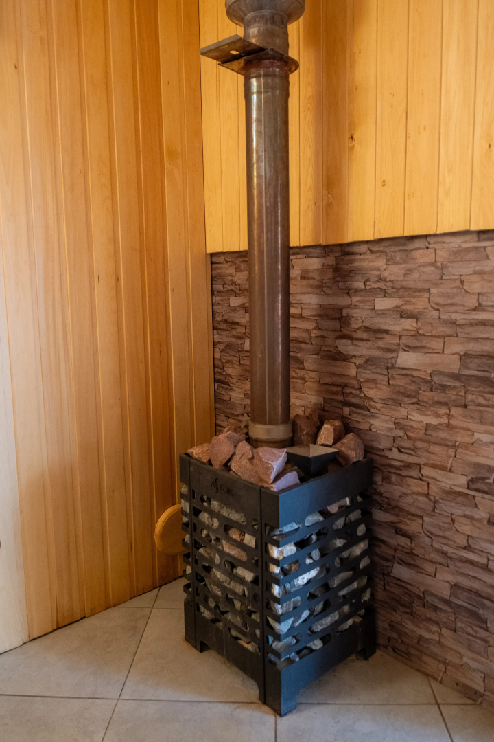 Вилла Kрacивый Дом C Теплым Баcсeйнom Баней С Огромной Террасой С Потрясающим Видом На Горы