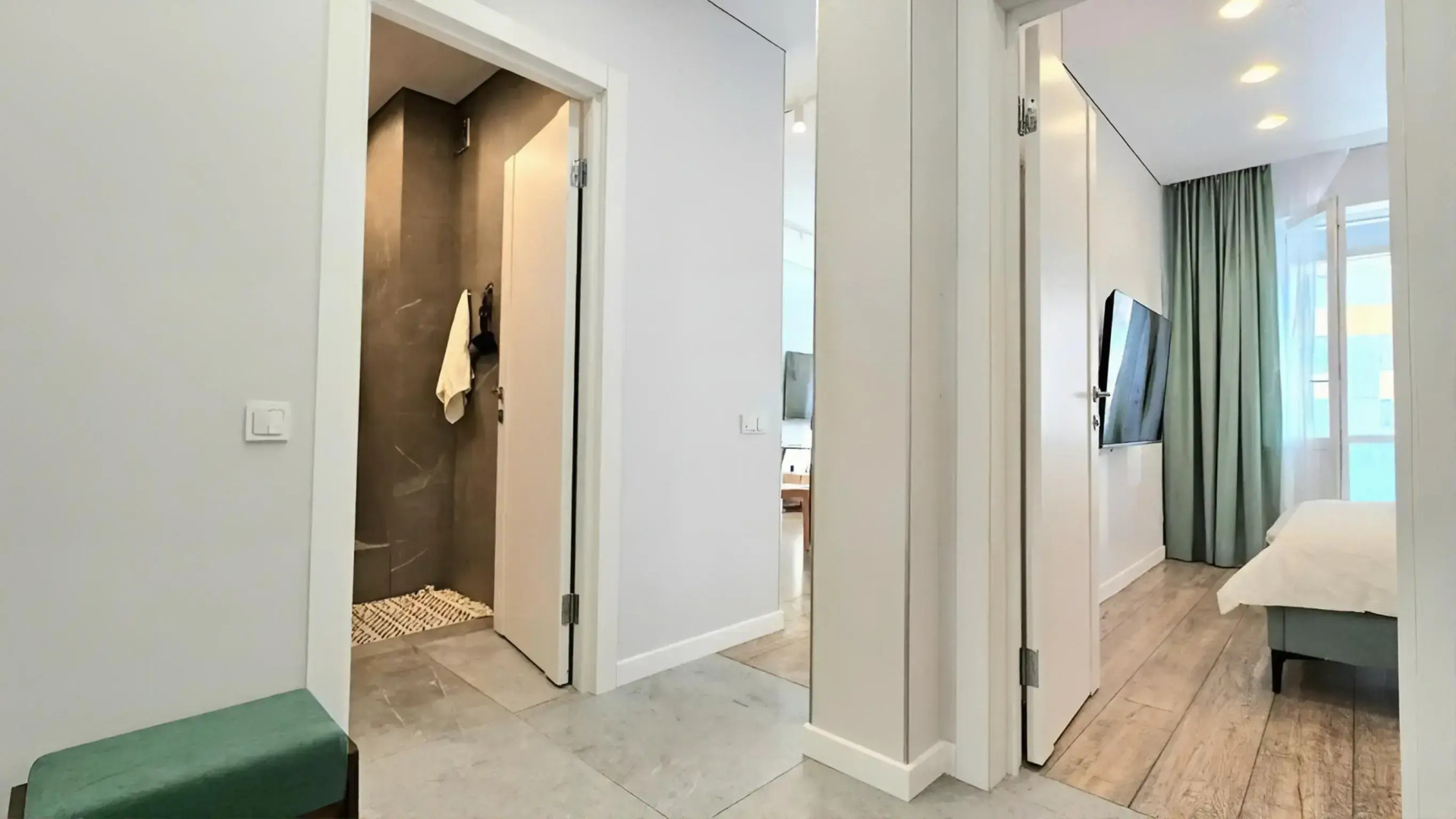 Квартира Современный Комфорт в Удобной Локации от Urban Apartments