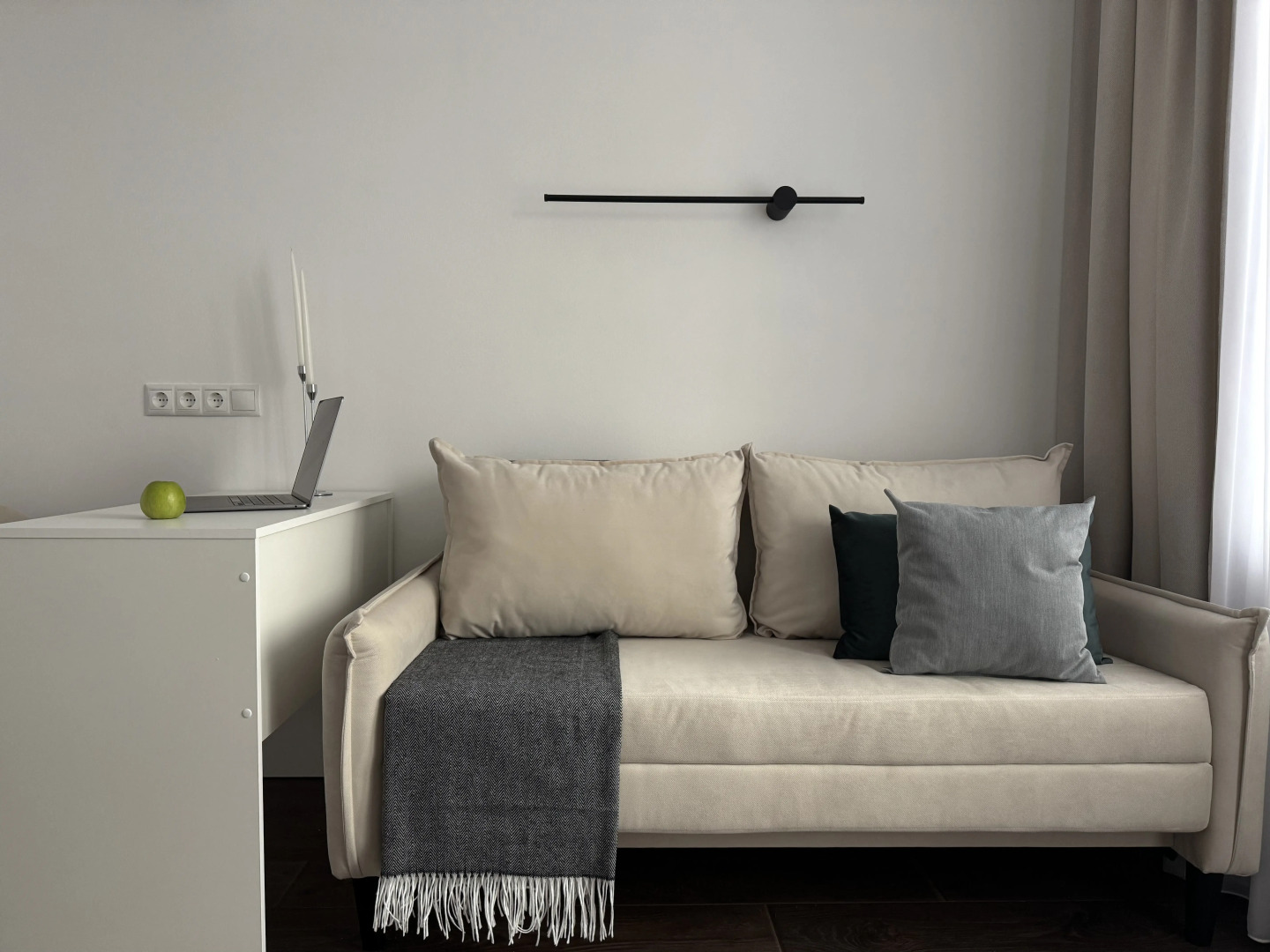 Квартира Стильная у метро Akadem