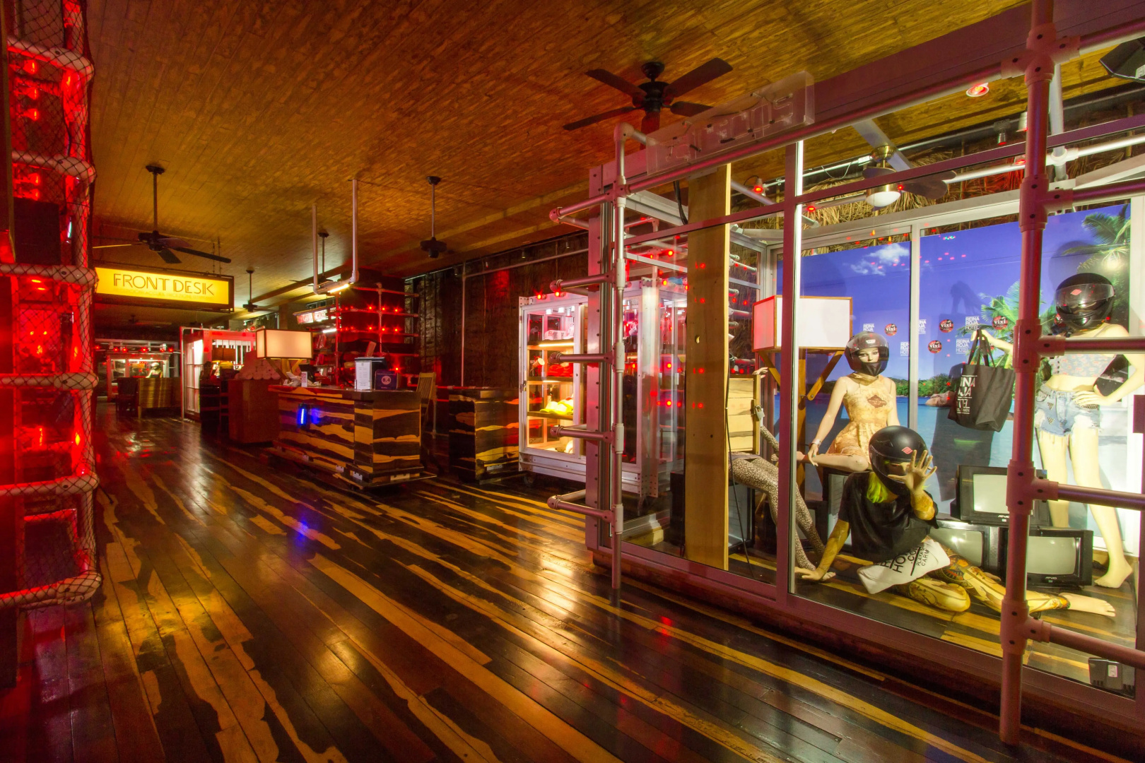 Отель La Reina Roja Boutique adults only