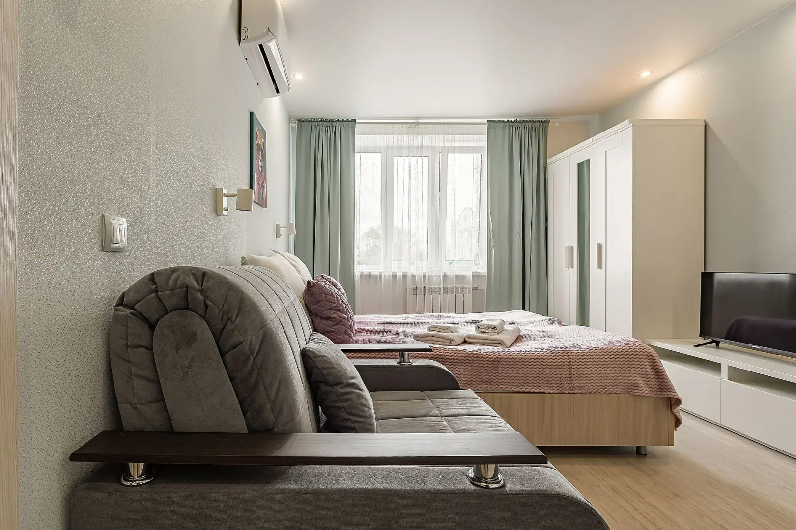 Апартаменты Уютные и светлые