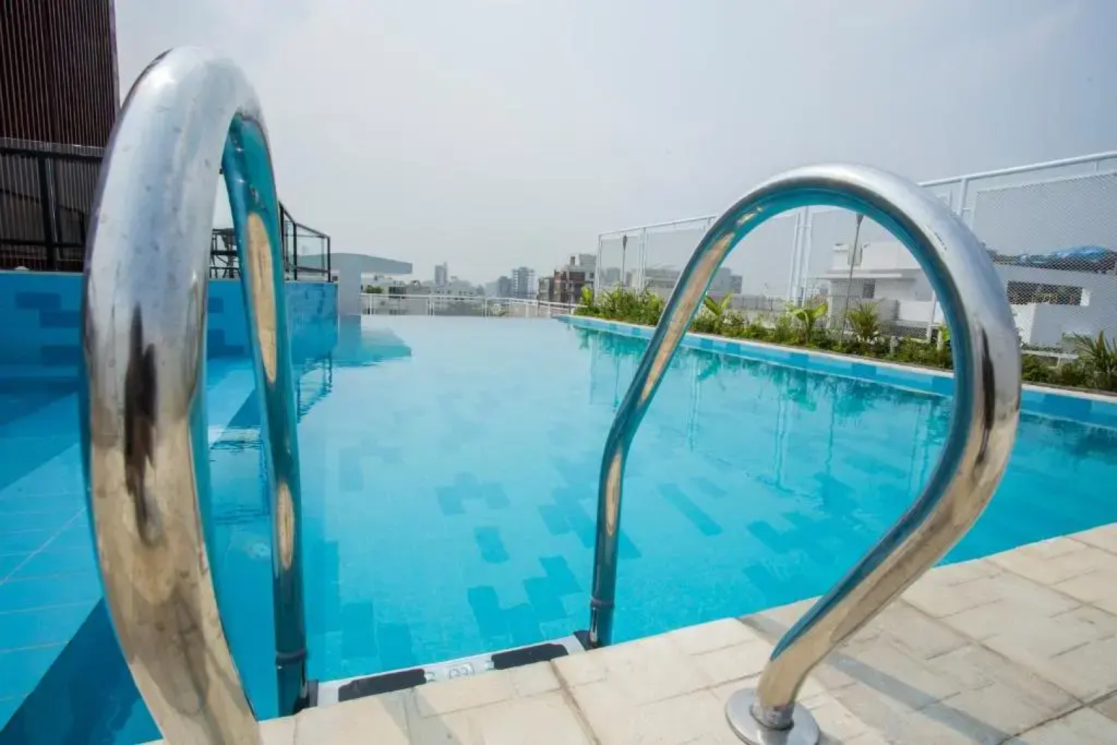 Отель Golden Tulip - The Grandmark Dhaka