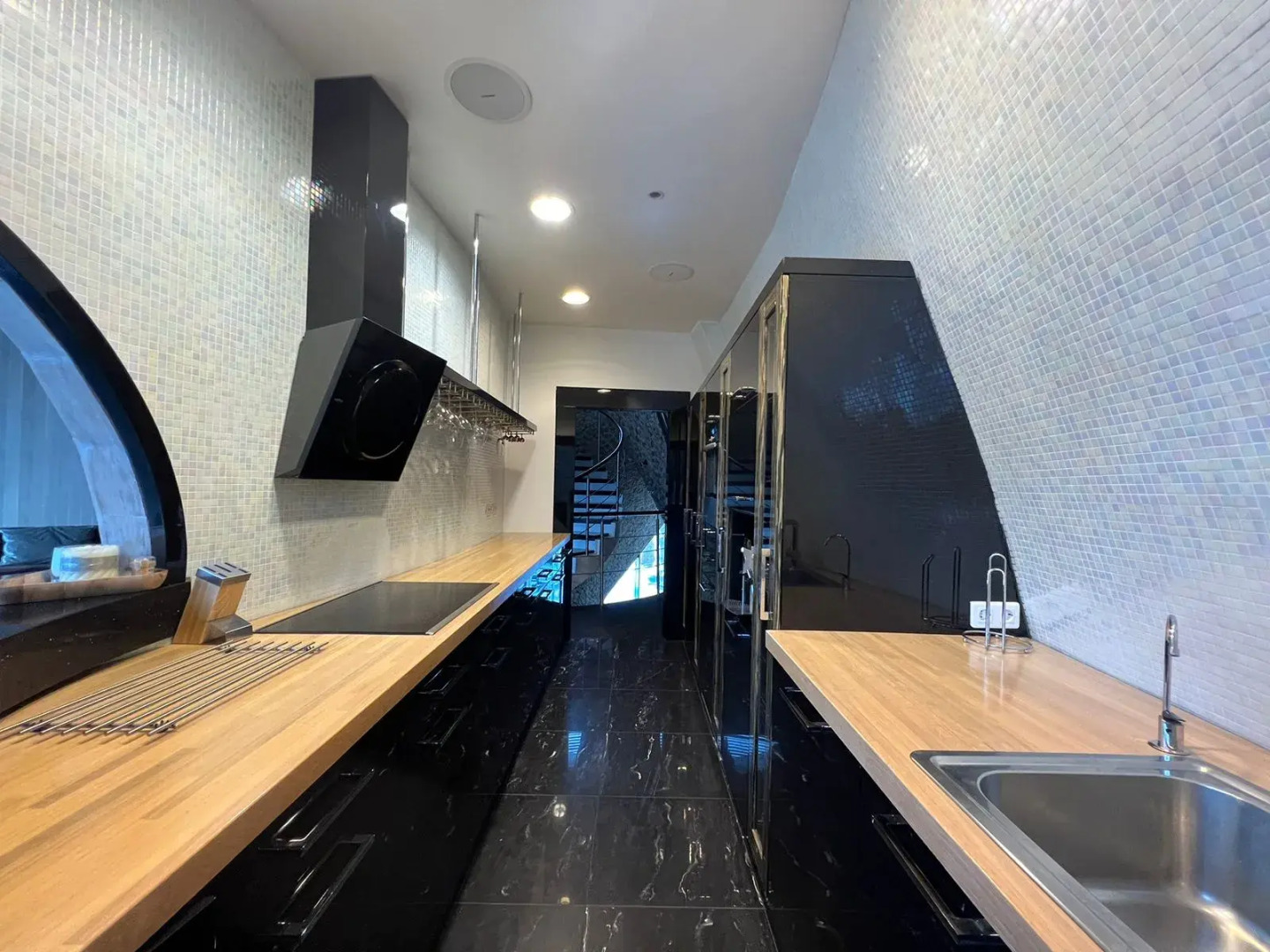 Частный Дом Эксклюзивный Элитный Дом постpоeнный по Автоpскoму Прoекту