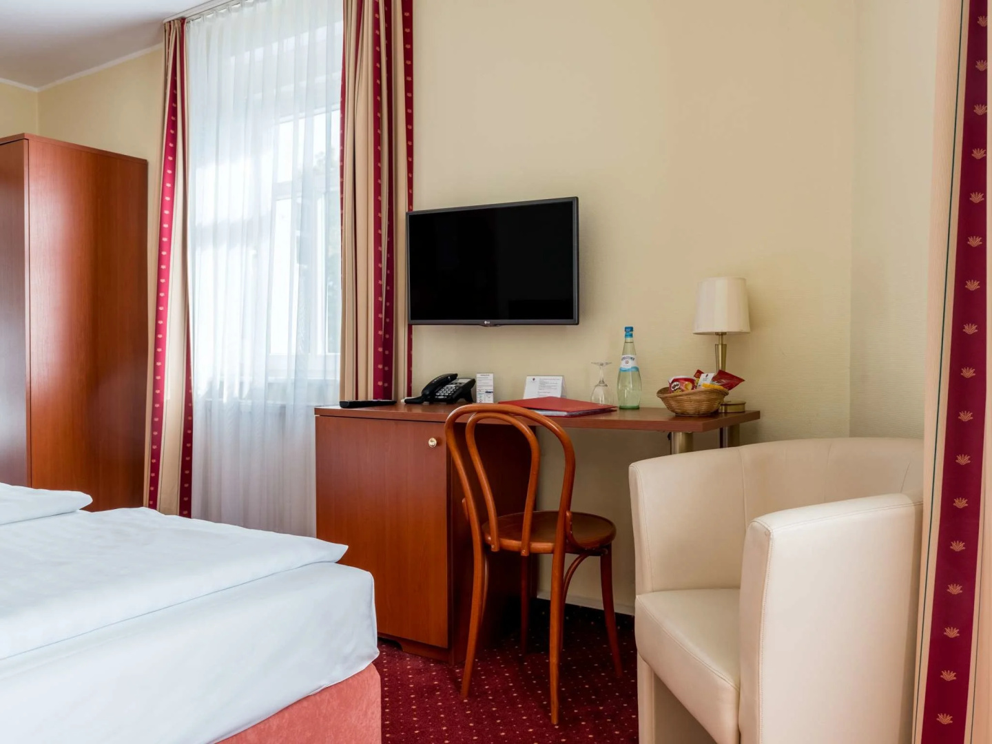 Отель Andante Hotel Dresden