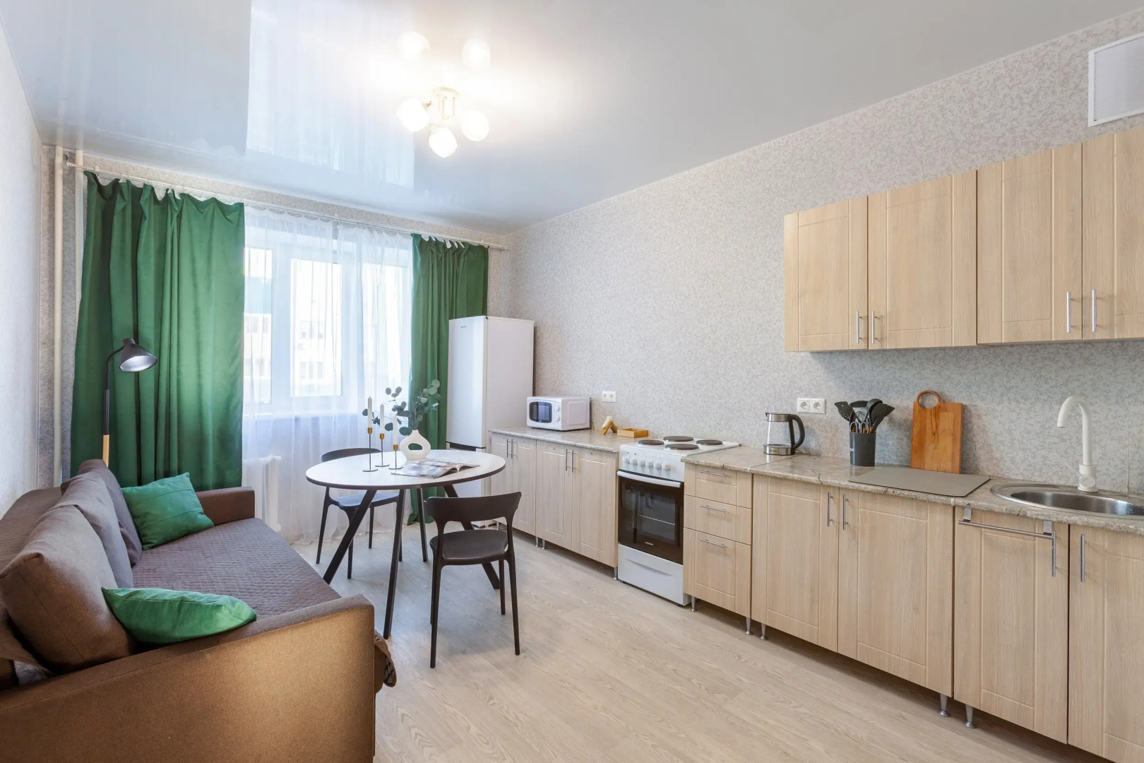 Апартаменты на Майской 3