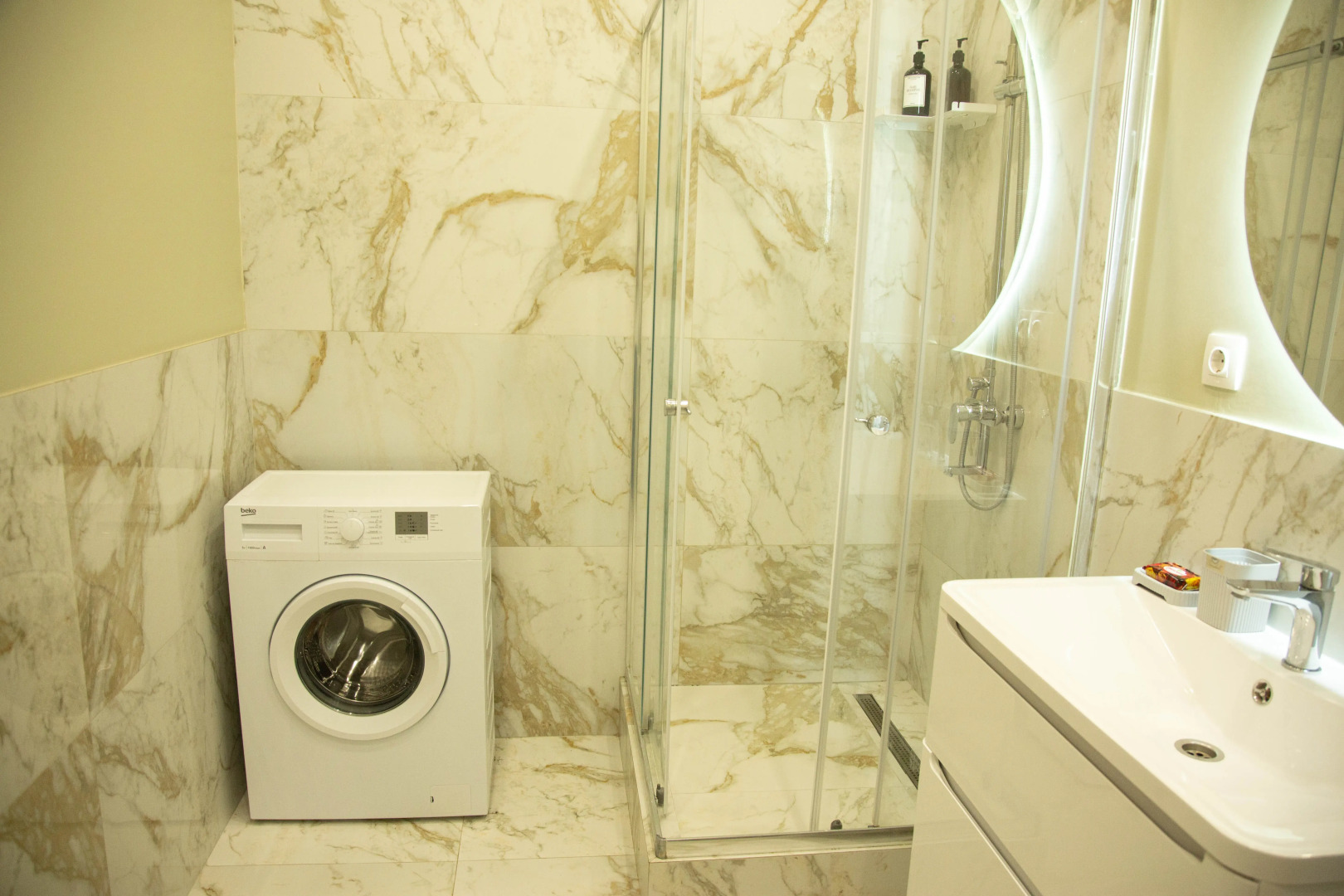 Квартира Студия с Дизайнерским Ремонтом на Черноморском Побережье