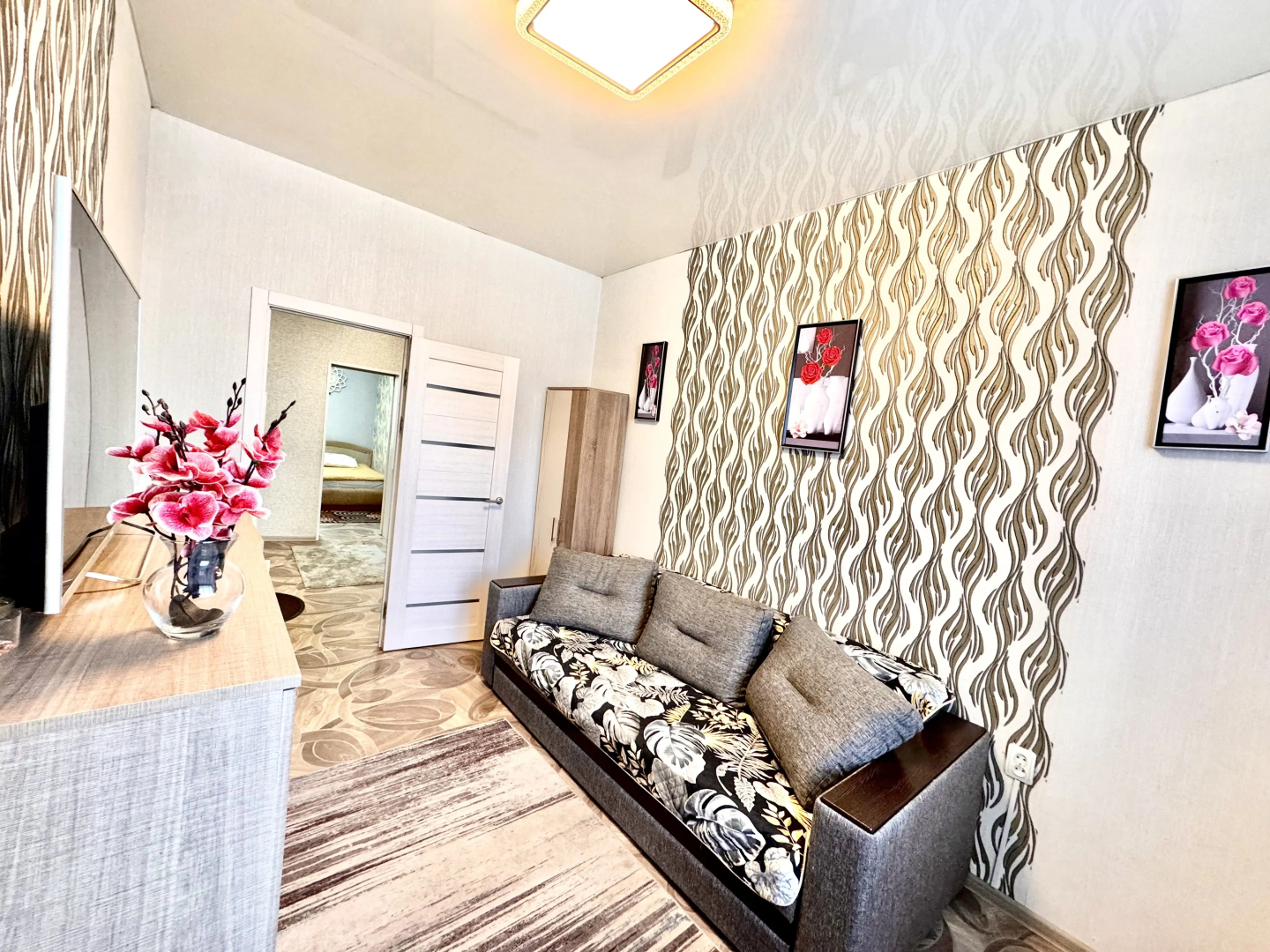 Квартира Двухкомнатная Свободной Планировки В Центре