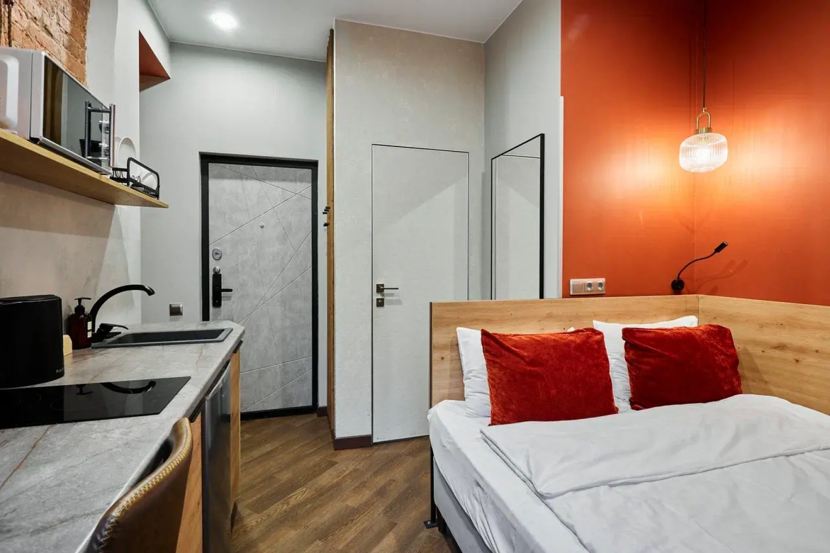 Апартаменты Отельбург на Жуковского 57