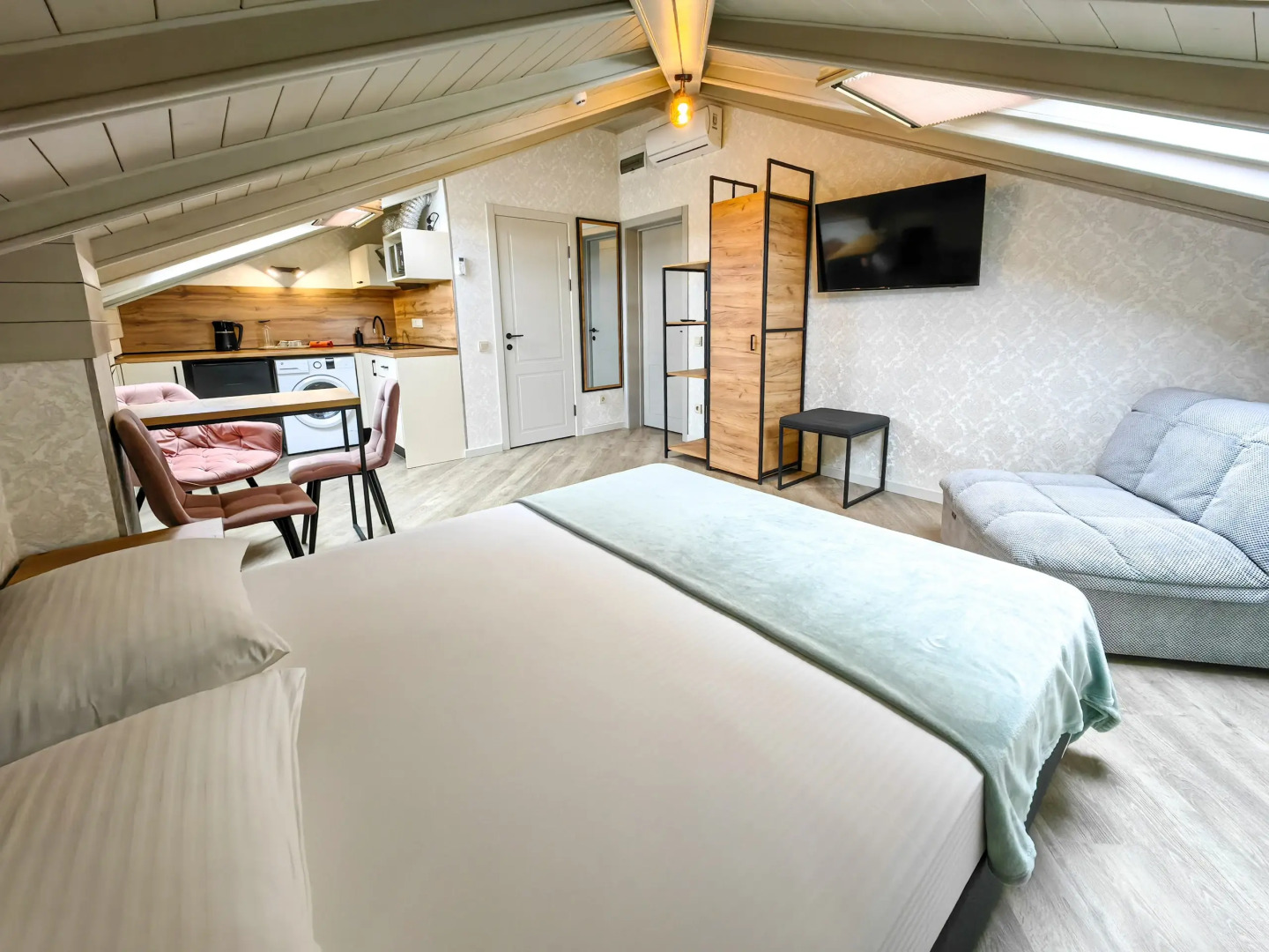 Меблированные комнаты Лалеби