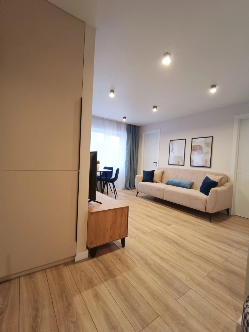 Двухкомнатные Сканди апартаменты в Центре Города