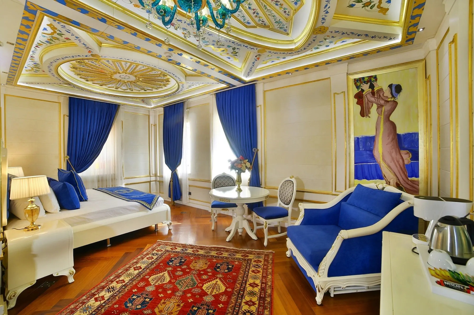 Отель Seven Hills Palace