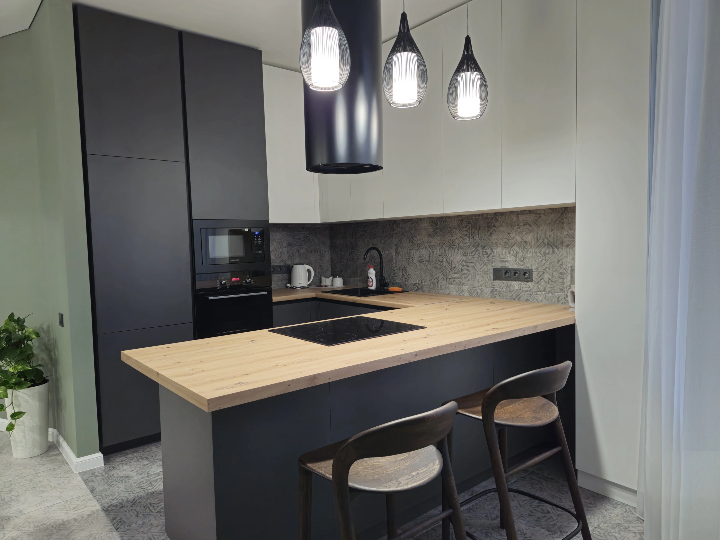 Апартаменты Люкс с Видом на Площадь Победы