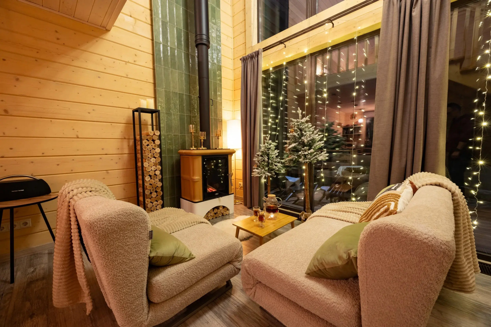 Частный дом Уютный дом с камином