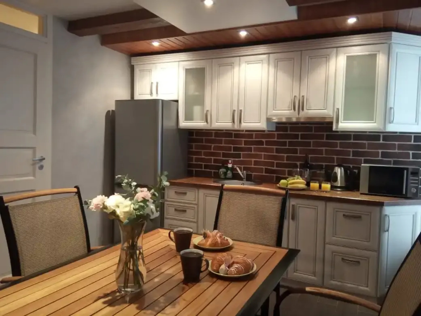 Апартаменты В Питере быть! Апартаменты с сауной и отдельным входом