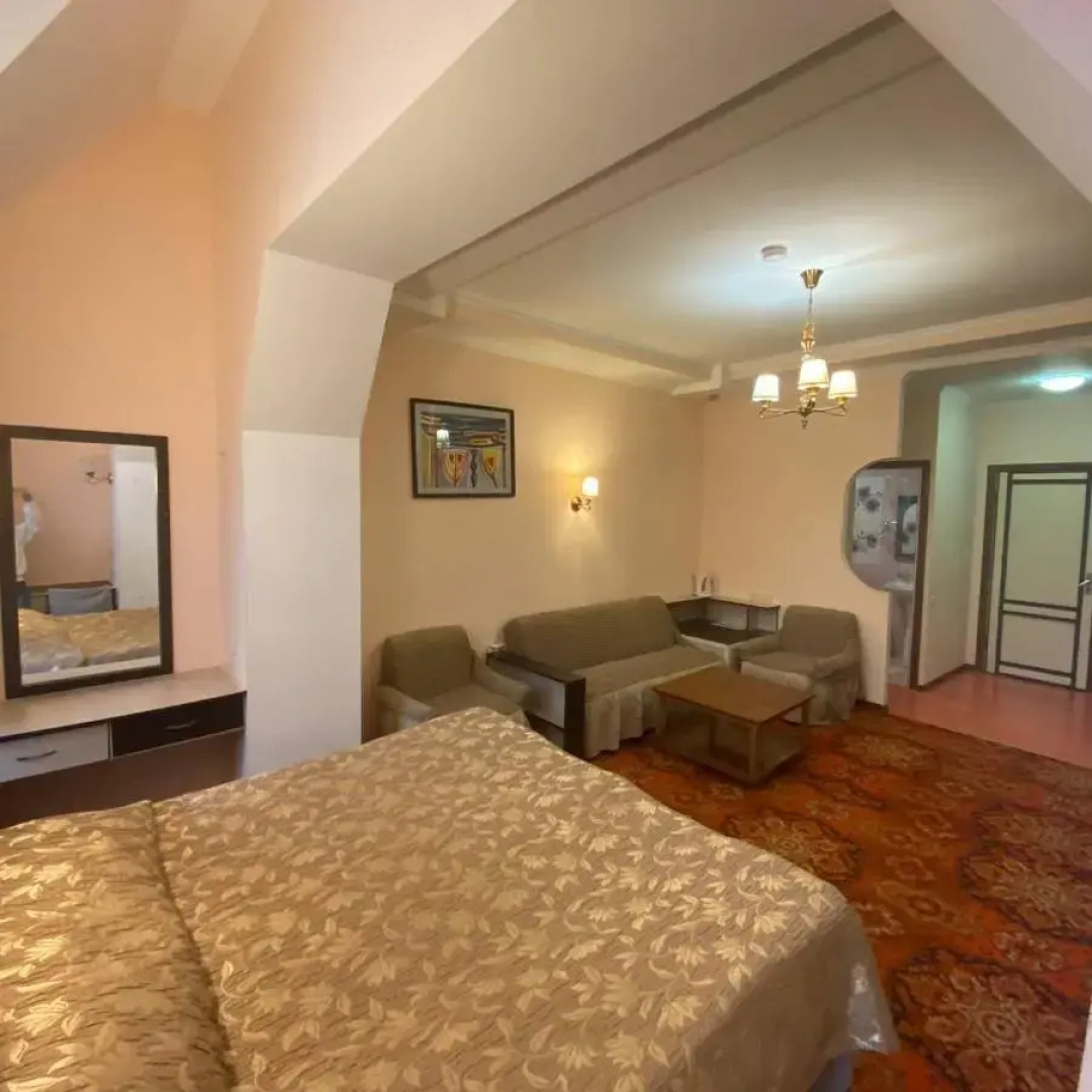 Дом Писателей Цахкадзора