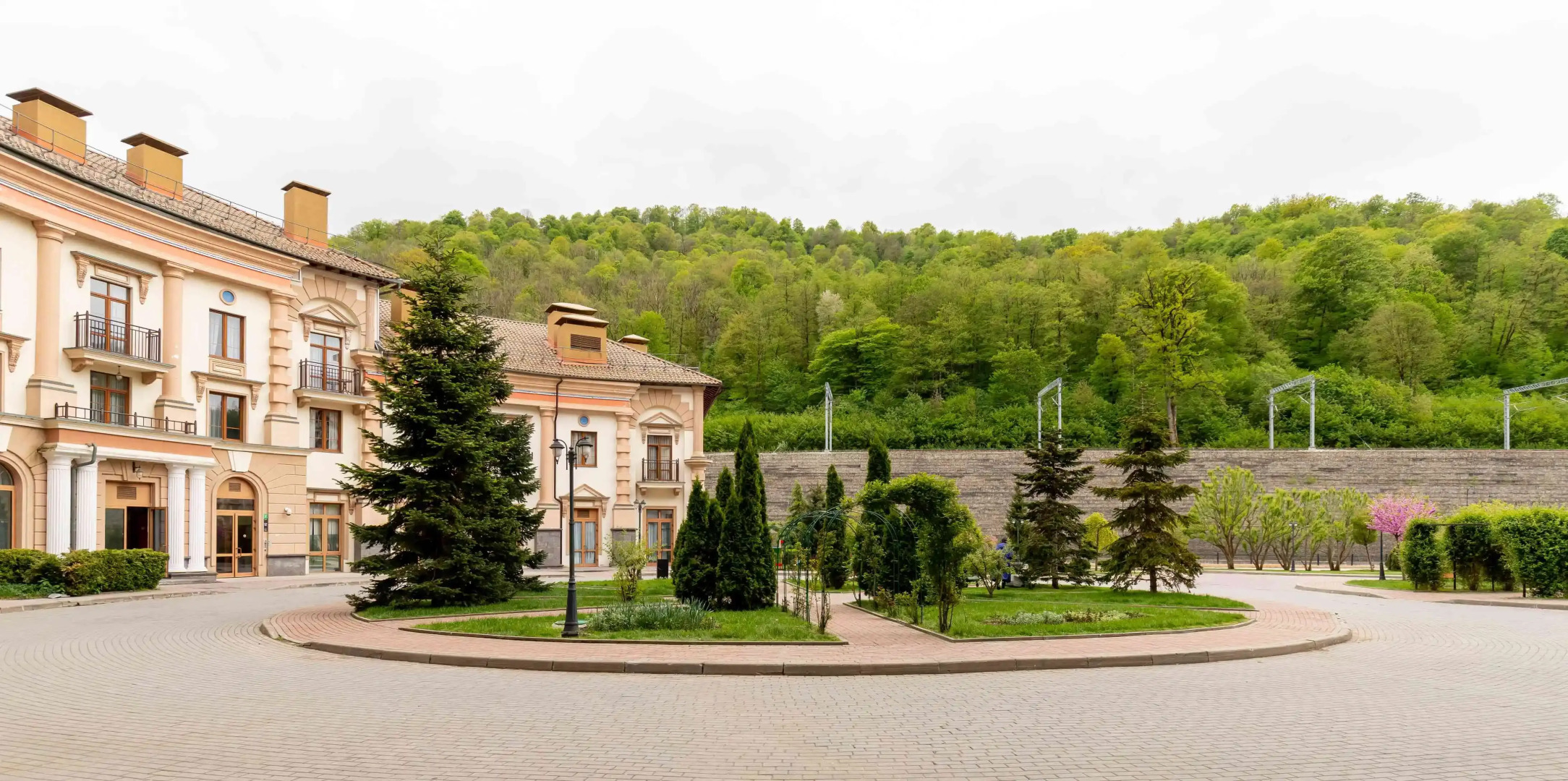 Апартаменты Море Апартаментов на набережной Времена Года