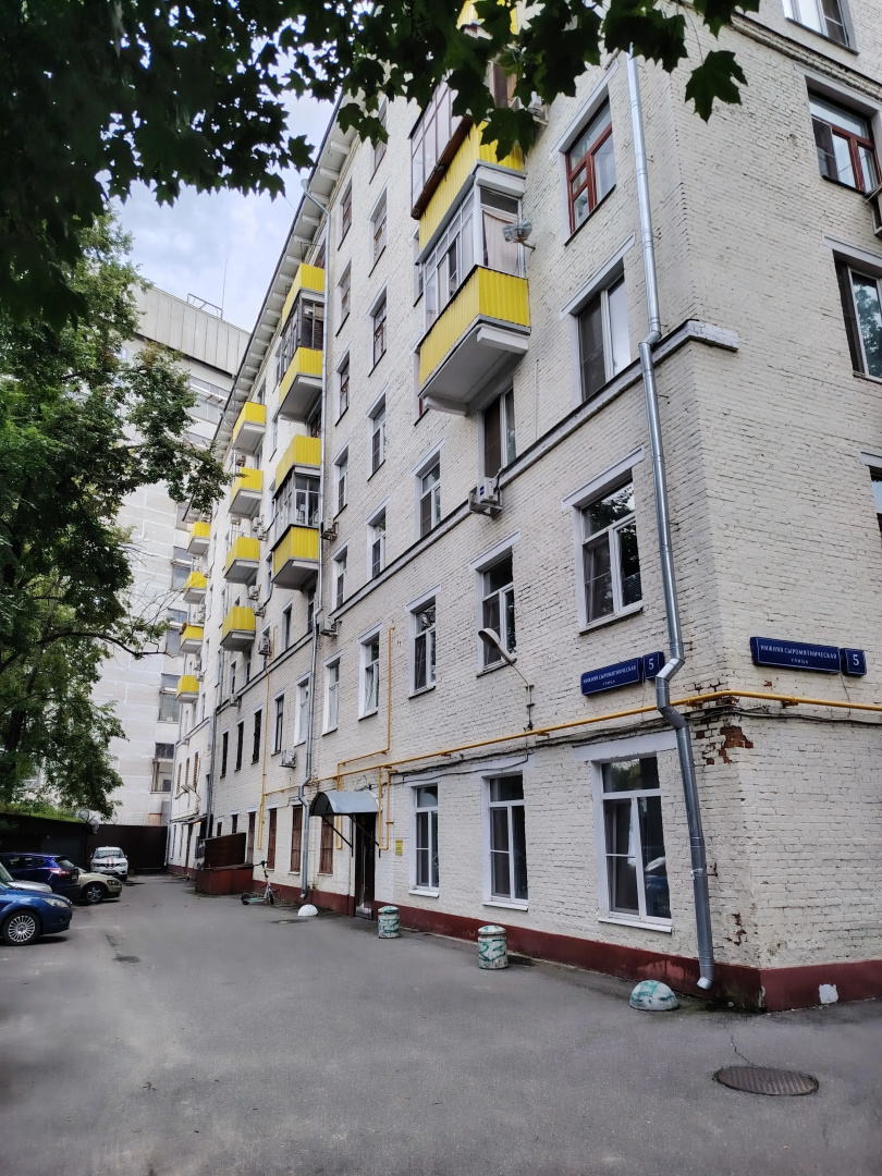 Квартира студия дизайнерская на Курской