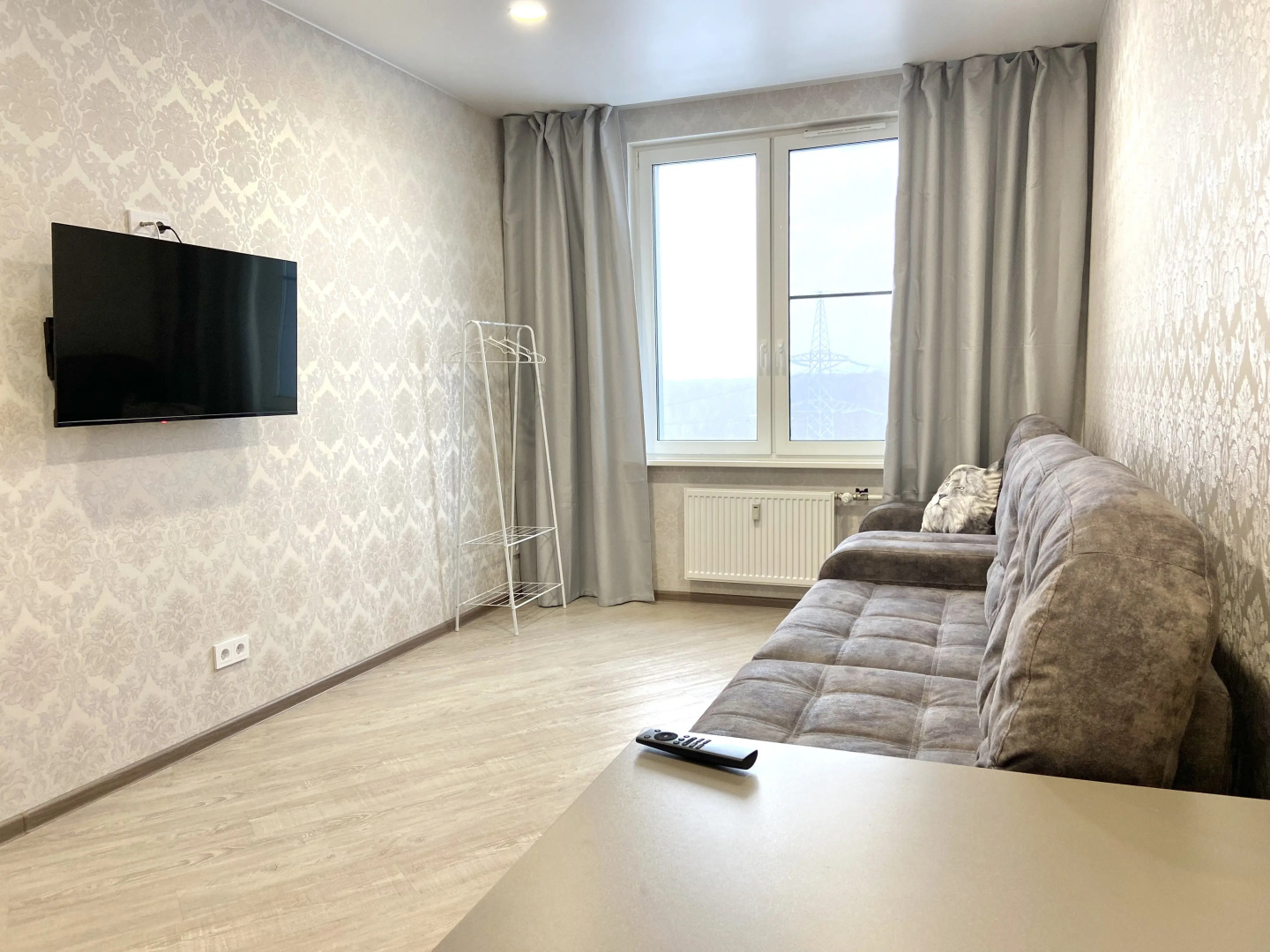 Квартира Большая двухкомнатная у метро Пионерская