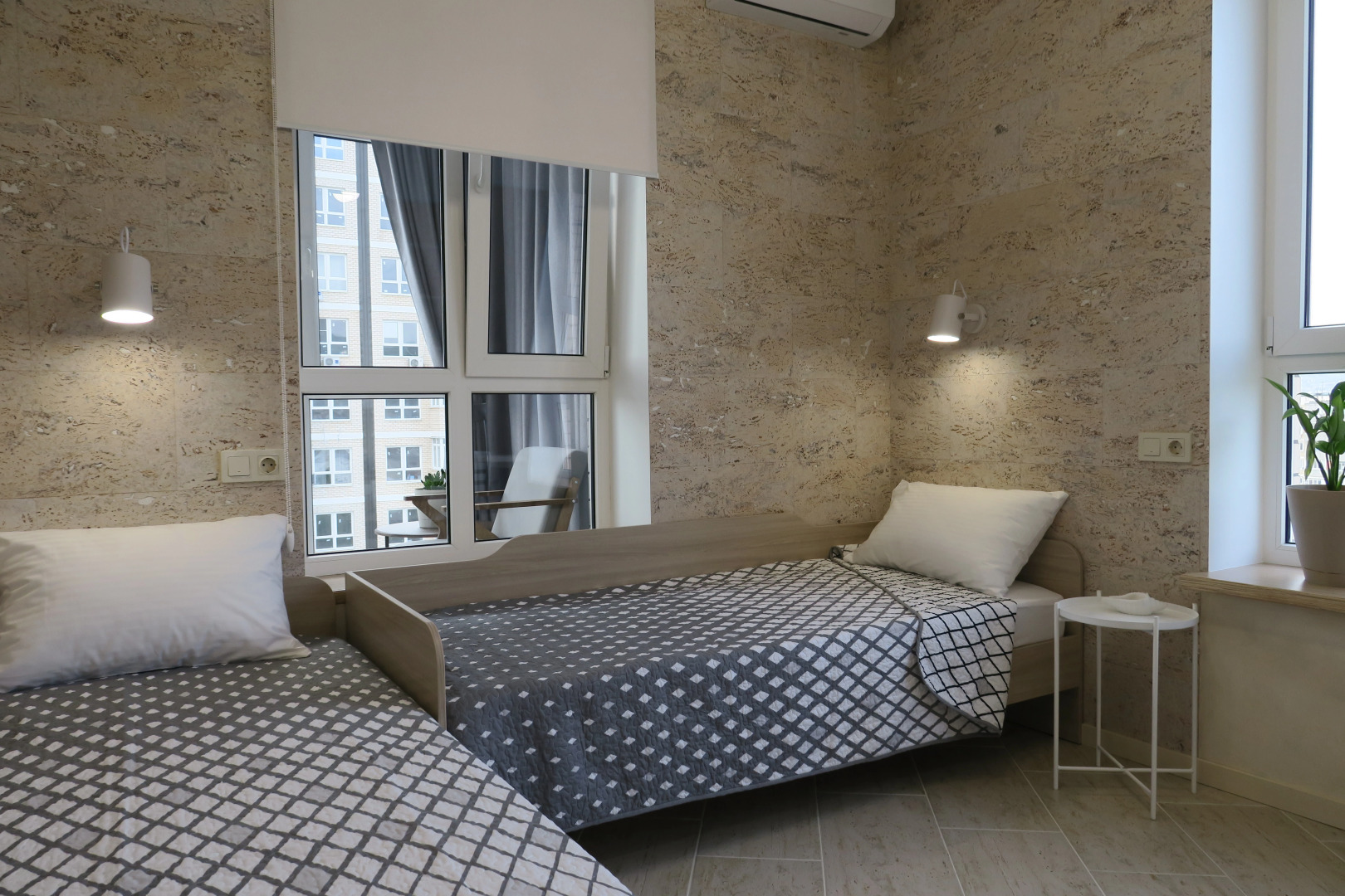 Апартаменты Семейные Трёхкомнатные на Солнечной