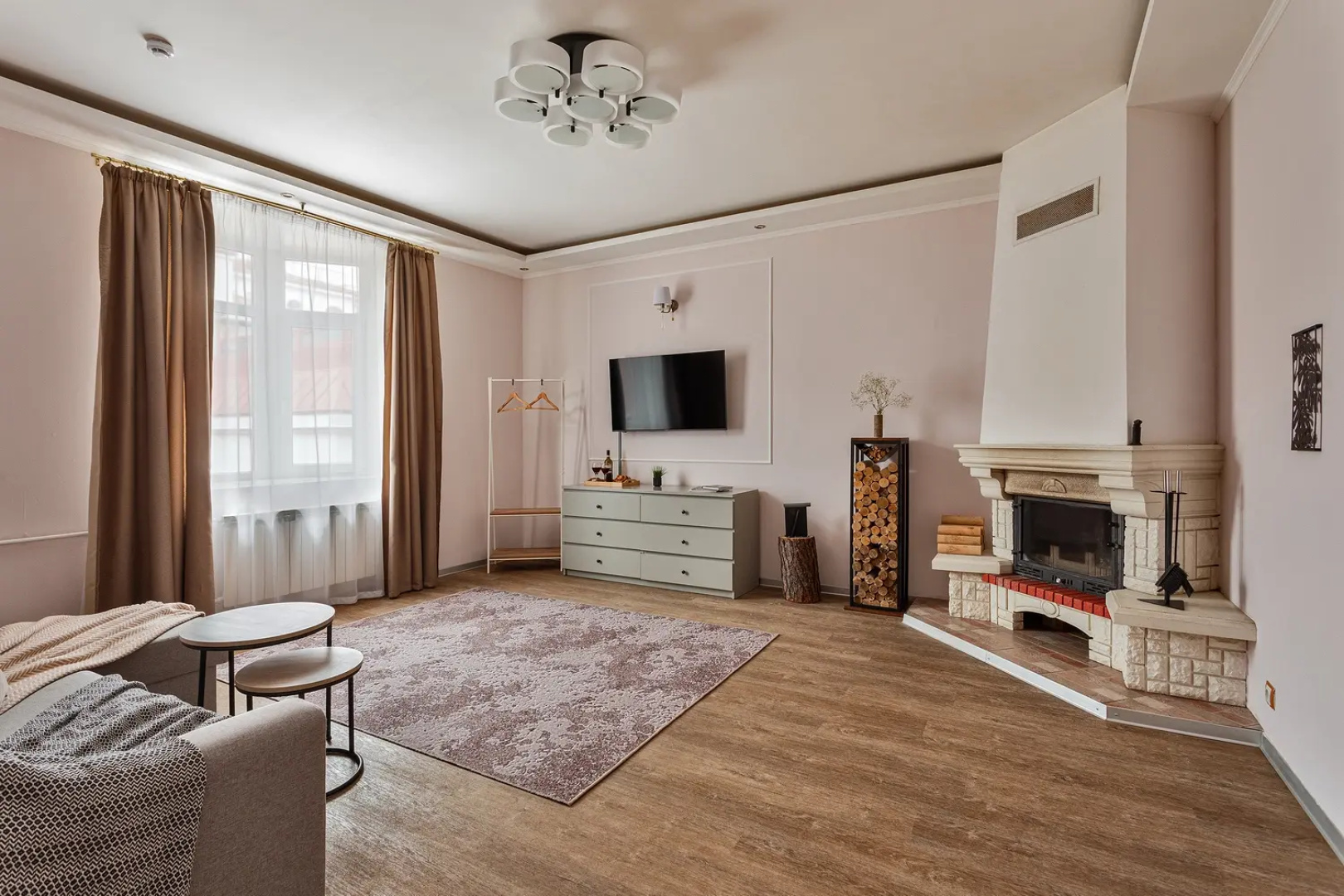 Апартаменты J&N Apartments с камином и летней террасой в самом центре исторического Выборга Краснофлотская 1