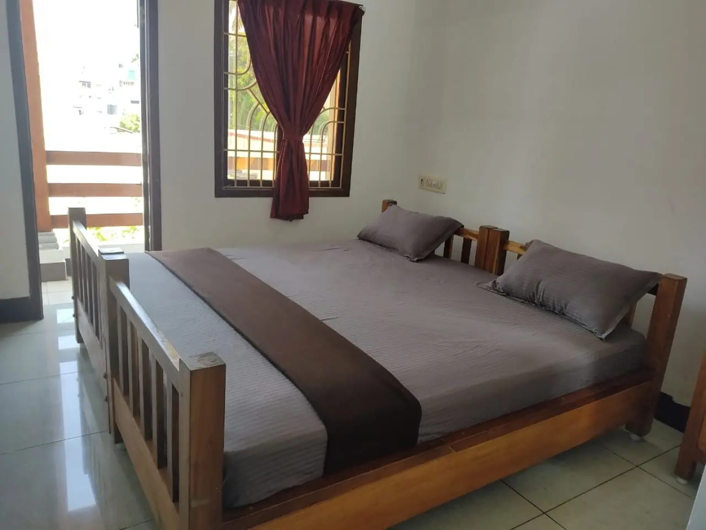 Отель Manora Residency