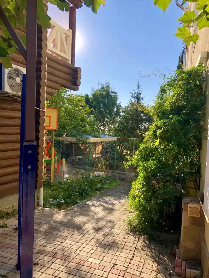 Меблированные комнаты у Ирины