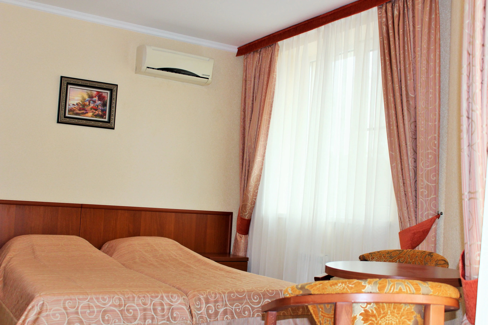 Отель Гермес