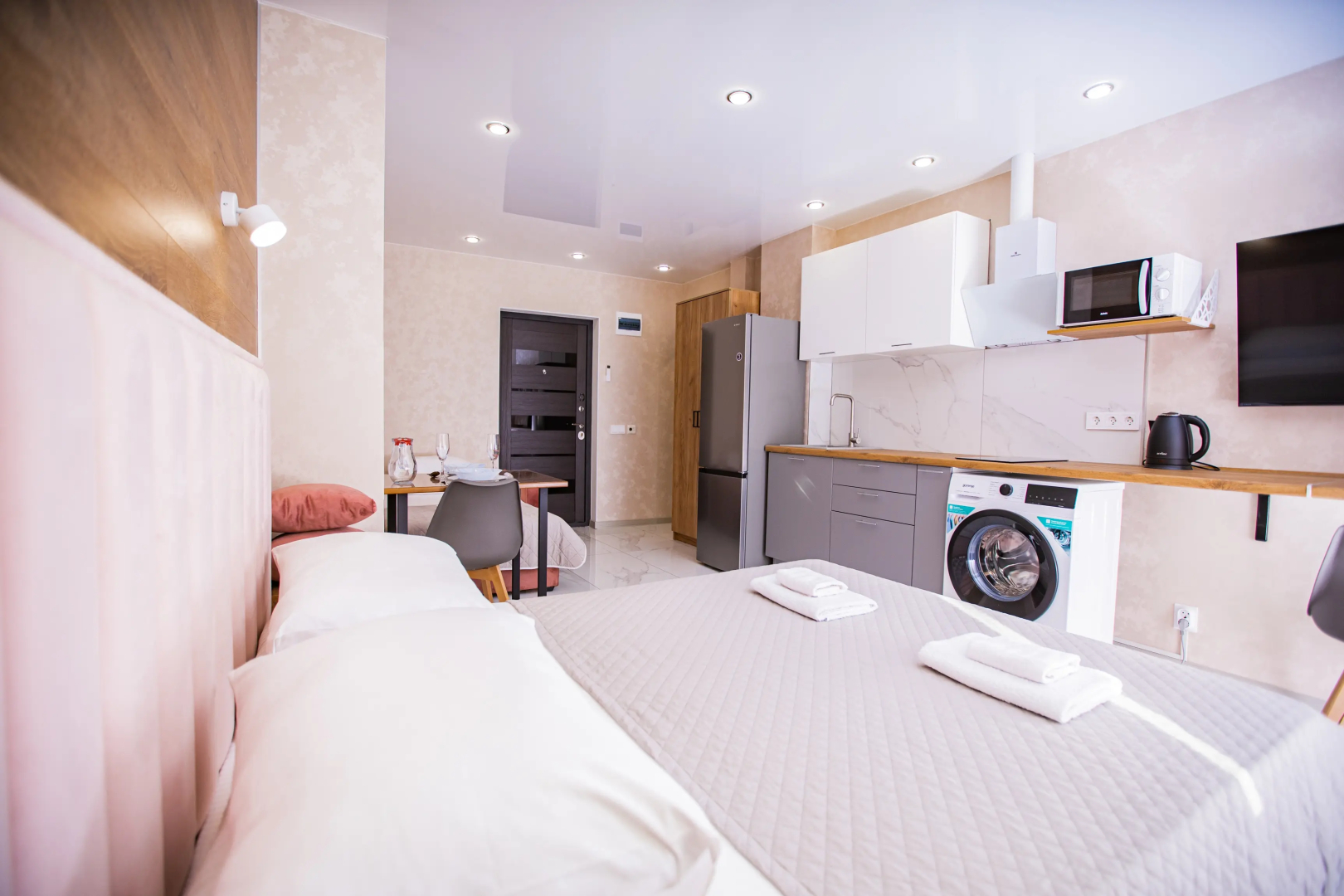 Апартаменты Студия LoveHotelSirius в ЖК бизнес класса Фрукты, Нижнеимеретинская Бухта