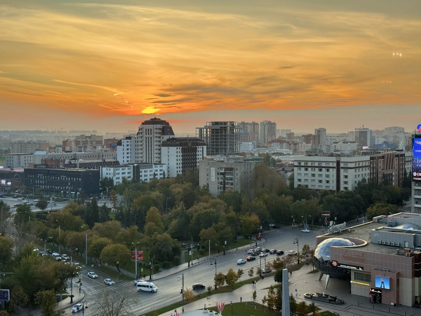 Апартаменты с Изумительным Видом ВыДома в Авторском Квартале Машаров