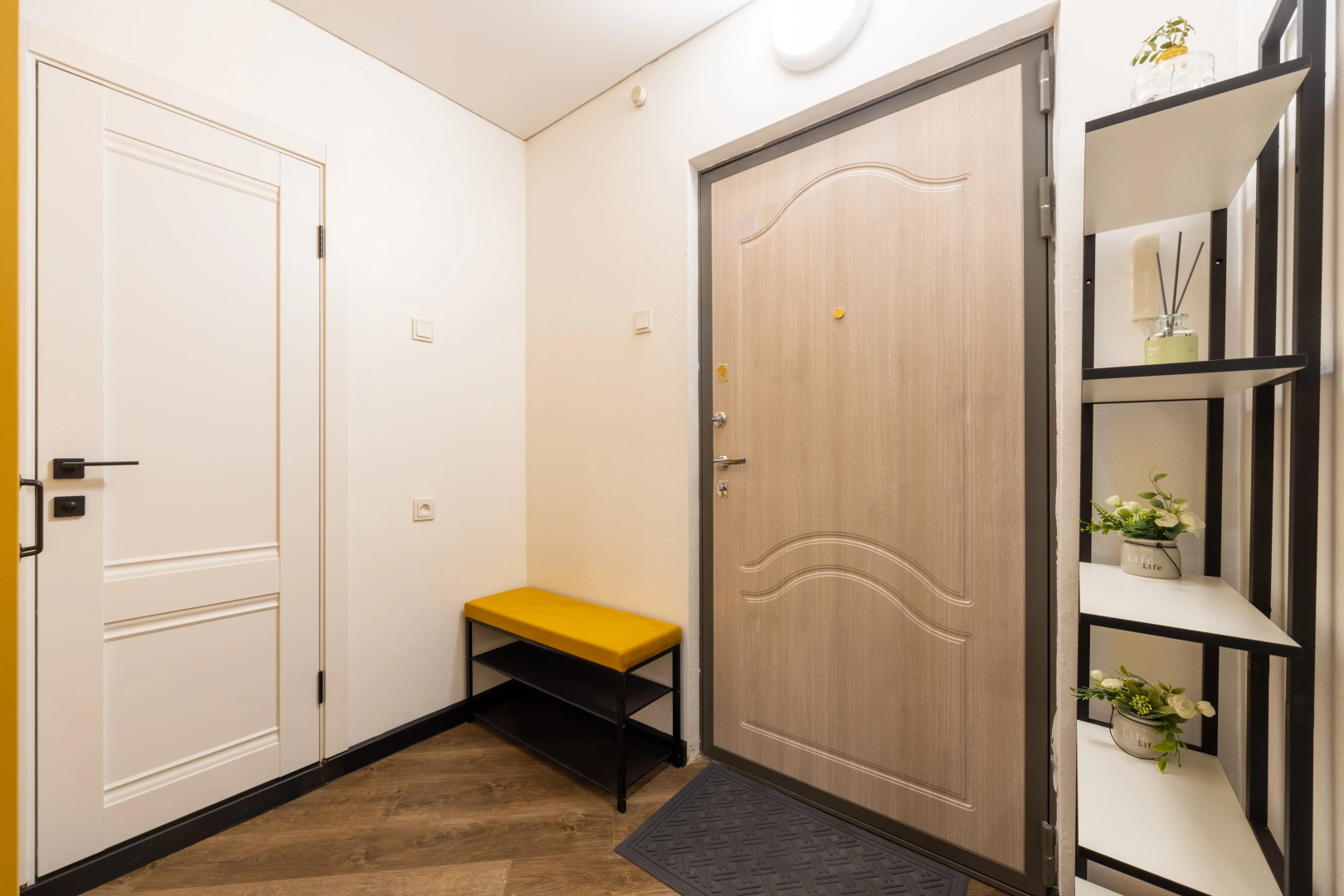 Квартира Вербная 5