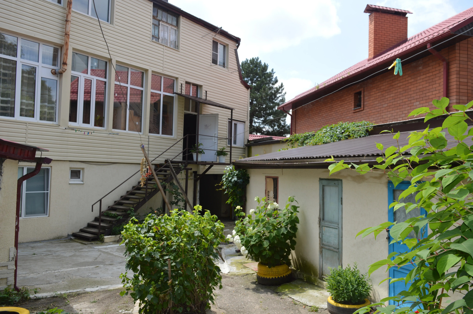 Апартаменты с Двумя Отдельными Спальнями в Районе Автовокзала