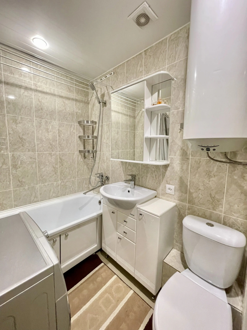 Two Pillows on str. Yanovskogo, bld. 4a