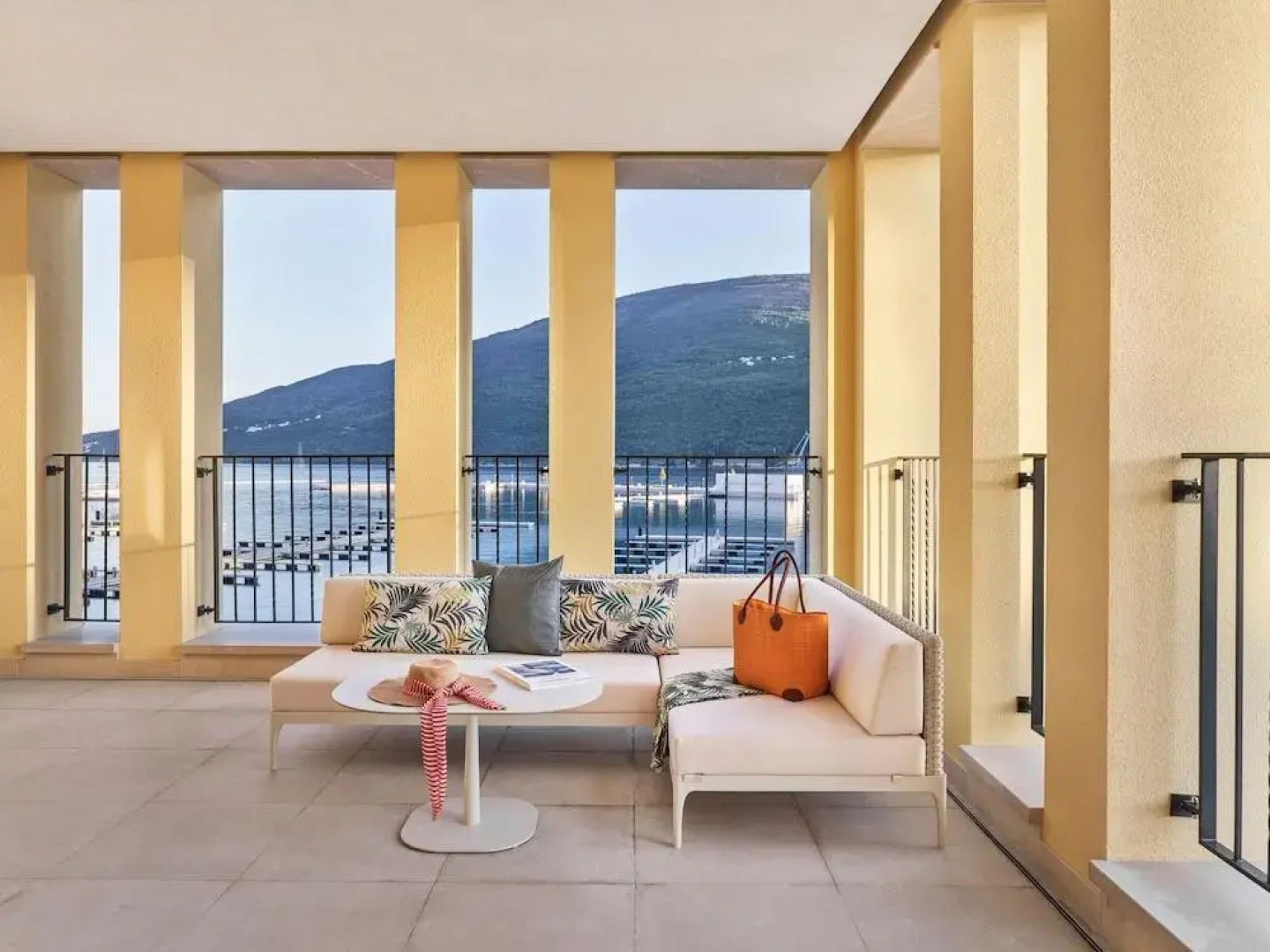 Курортный Отель Portonovi