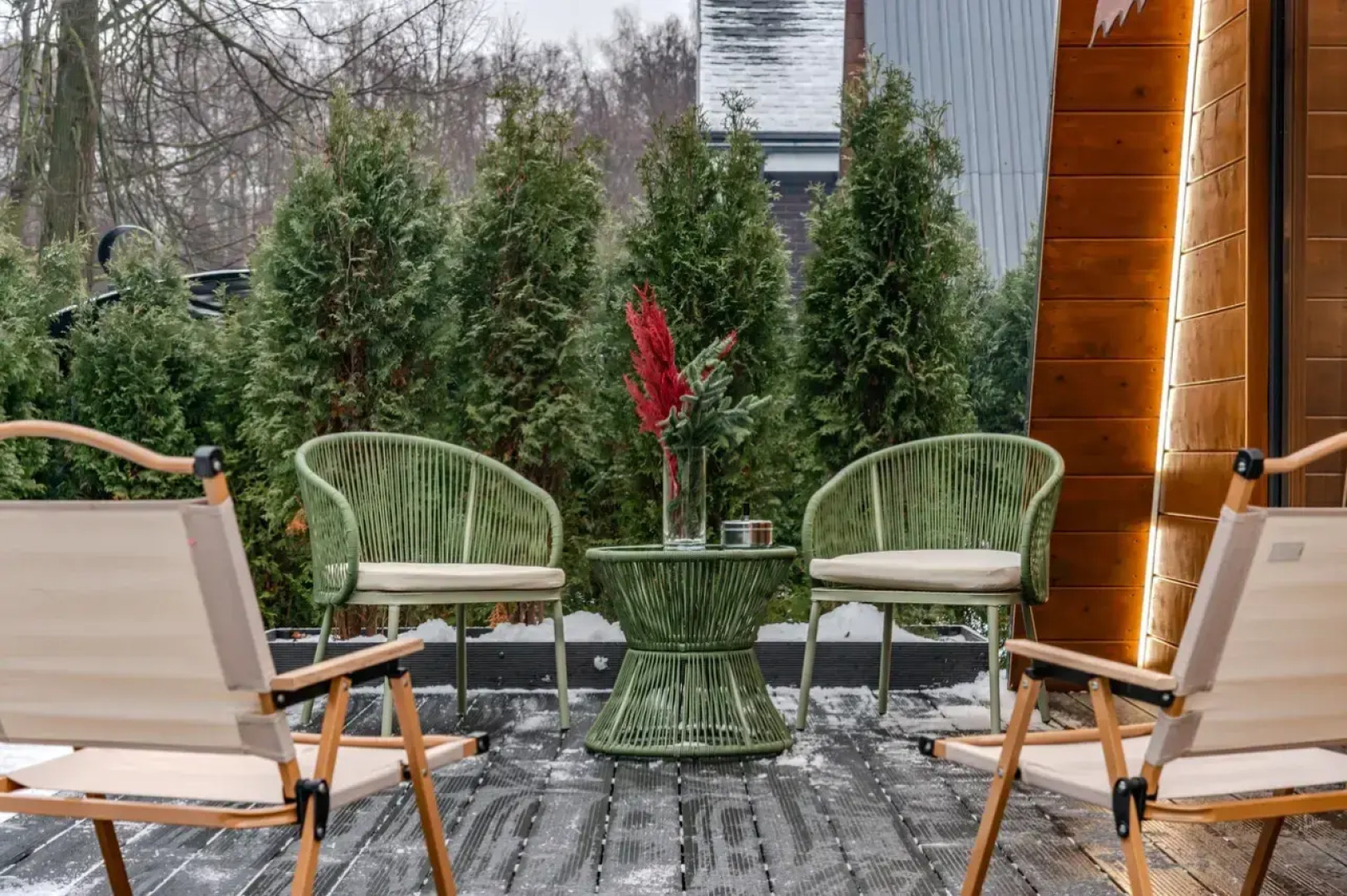 Частный дом Увеличенный А-фрейм Сад с баней и чаном