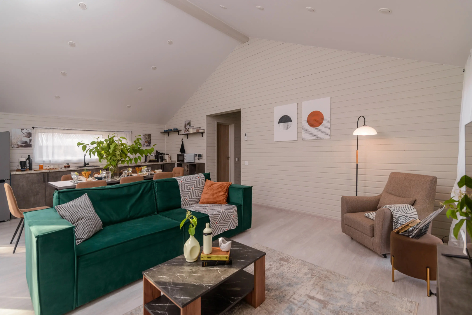 Частный дом Simple Life Home 381