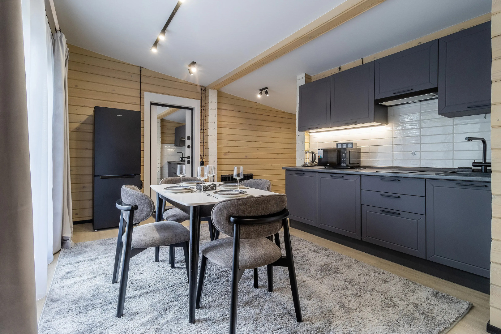 Апартаменты в новом доме из дерева