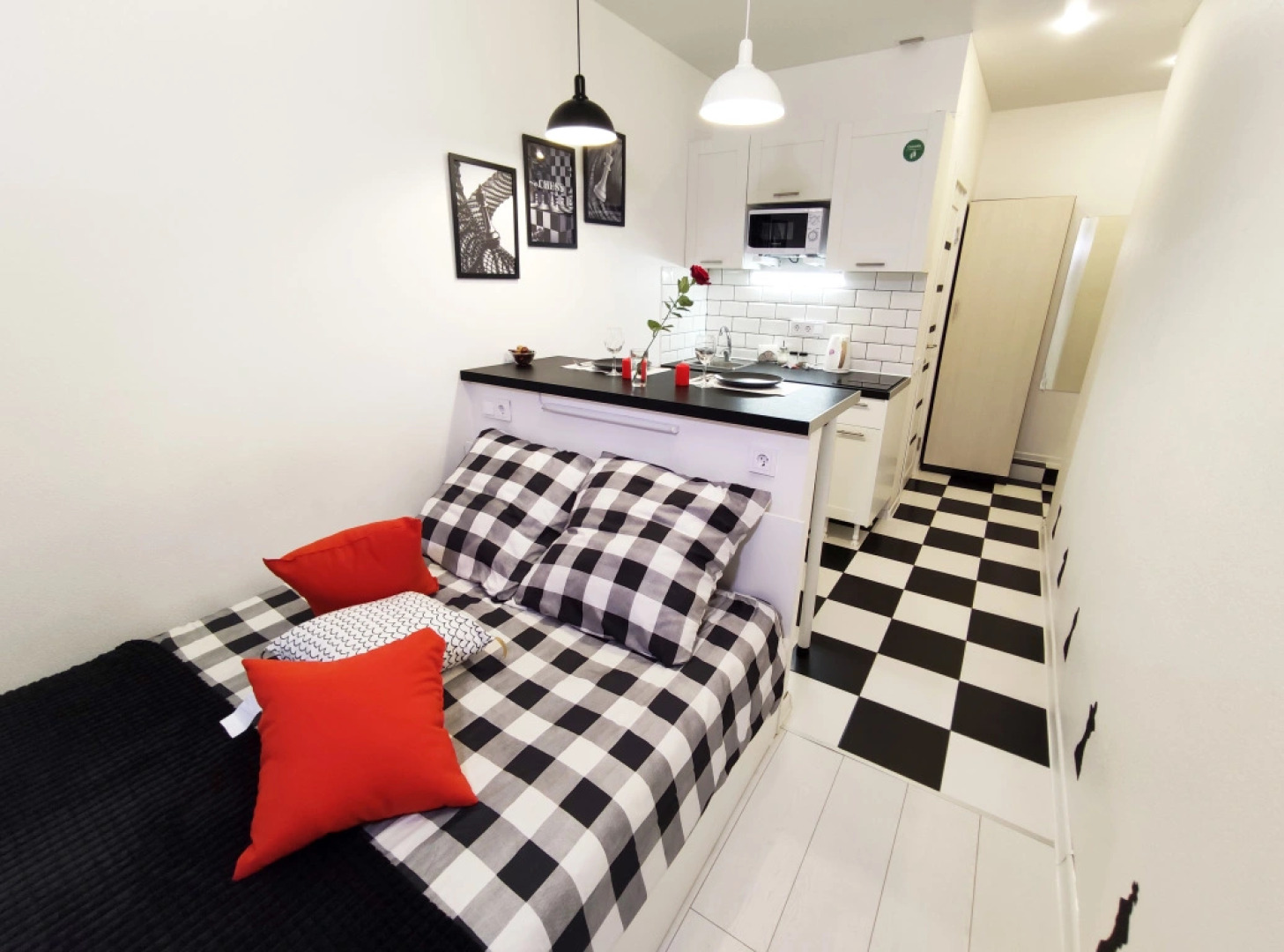 Апартаменты черно-белые м.Физтех