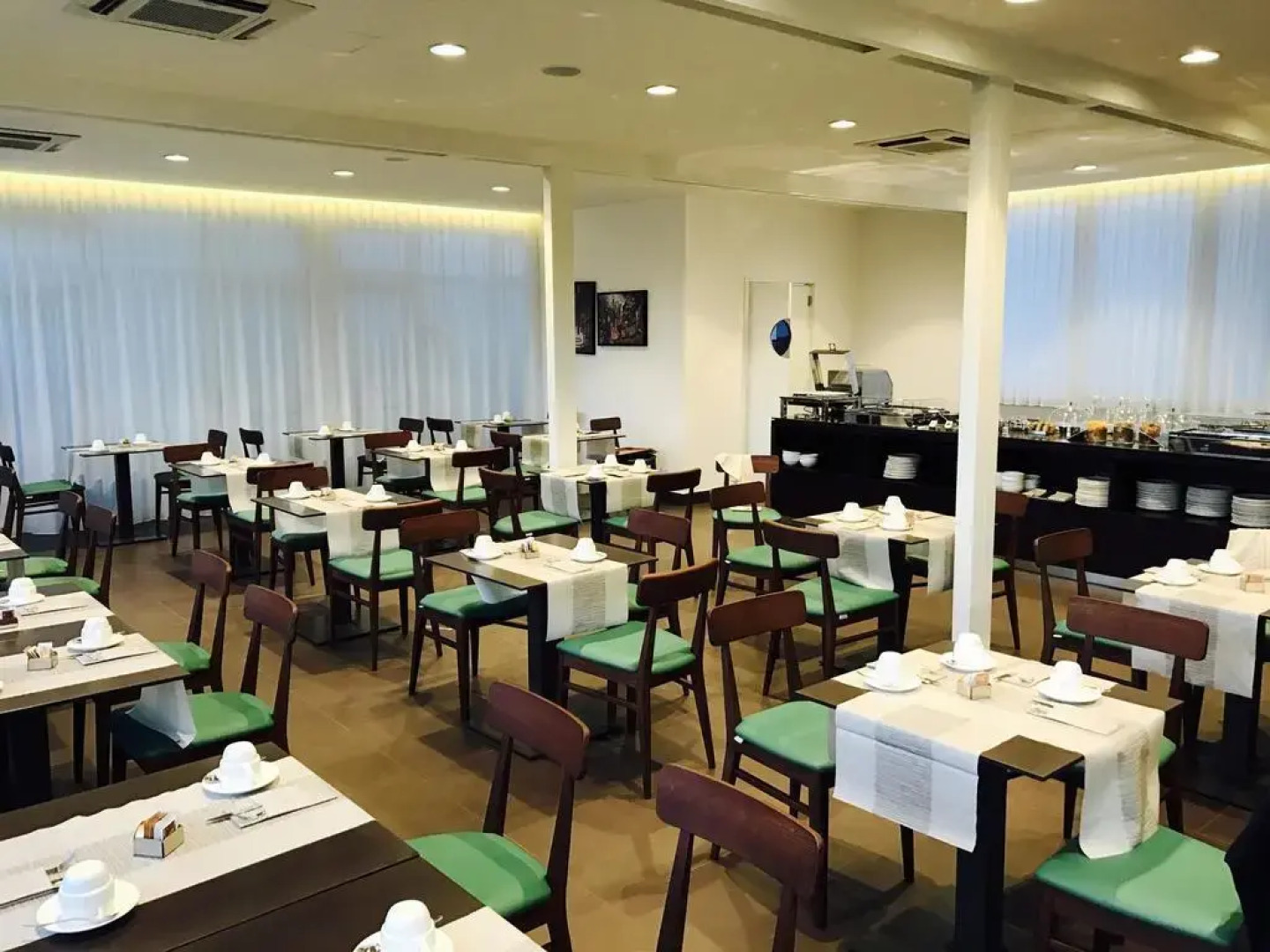 Отель Best Western Plus Hotel Plaza Napoli