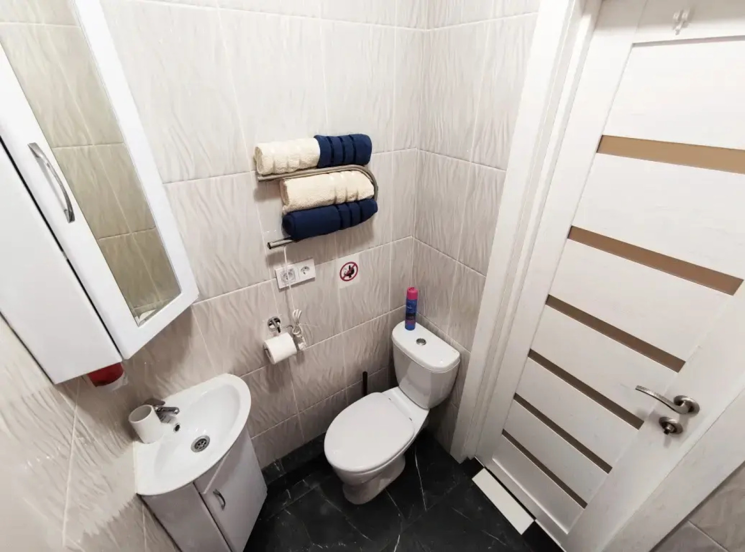 Апартаменты черно-белые м.Физтех