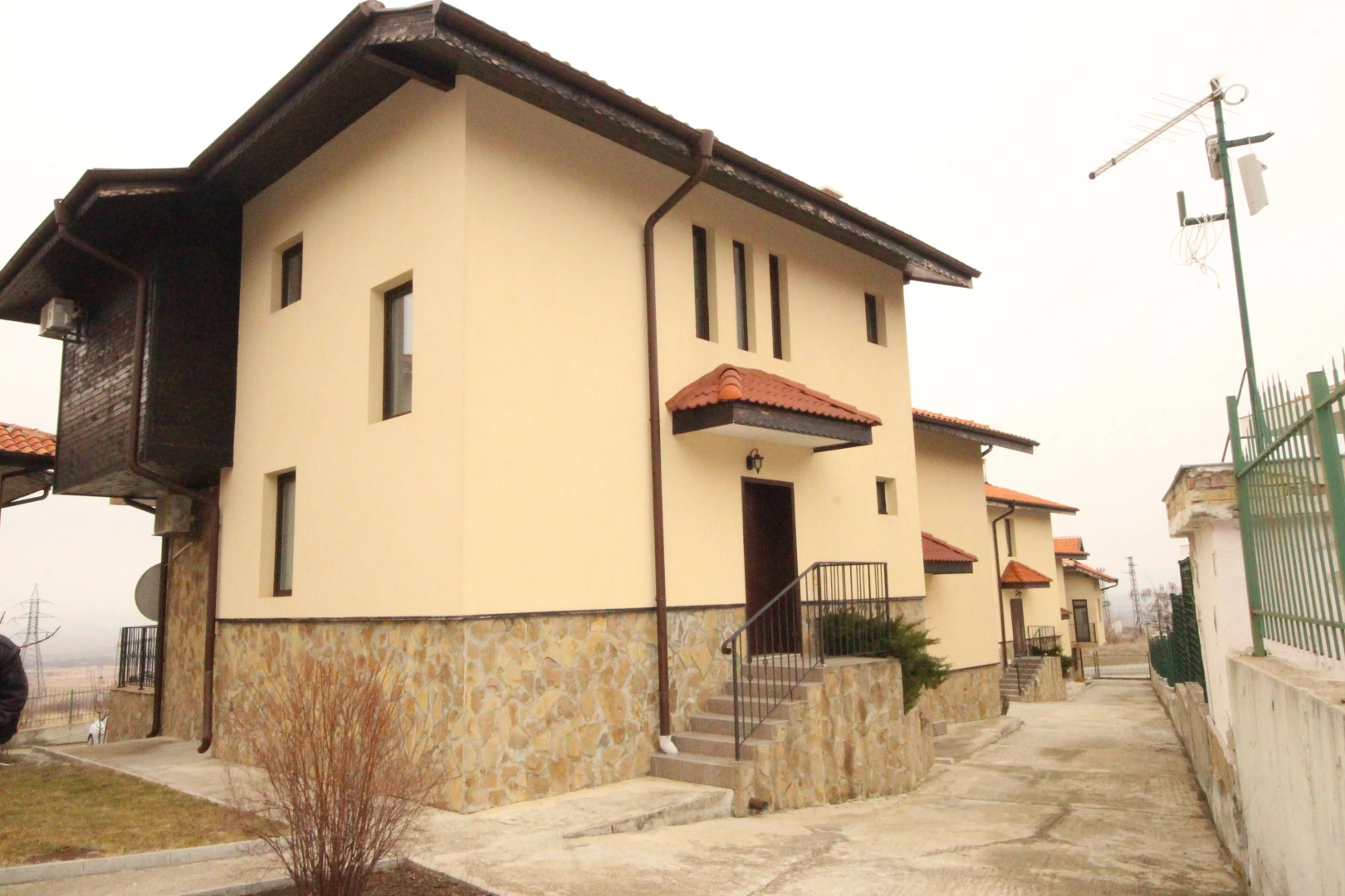 Апарт-отель Sunny Hill Villa - Menada