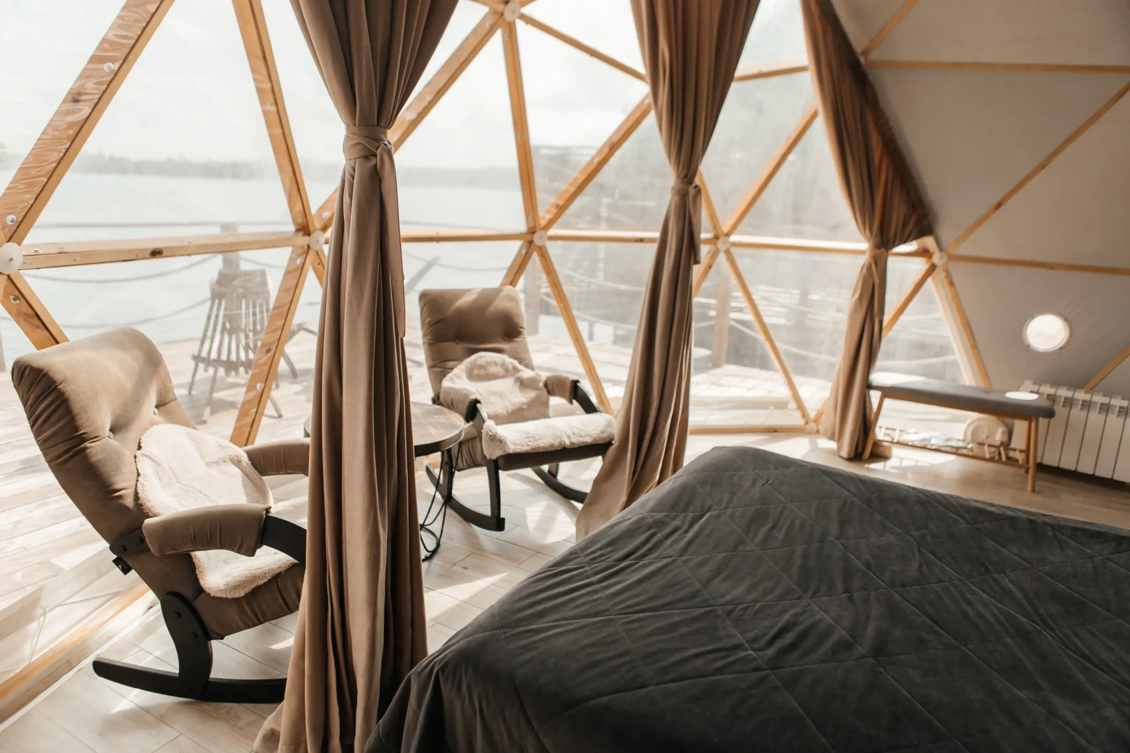 Scandi (Skandinaviya)