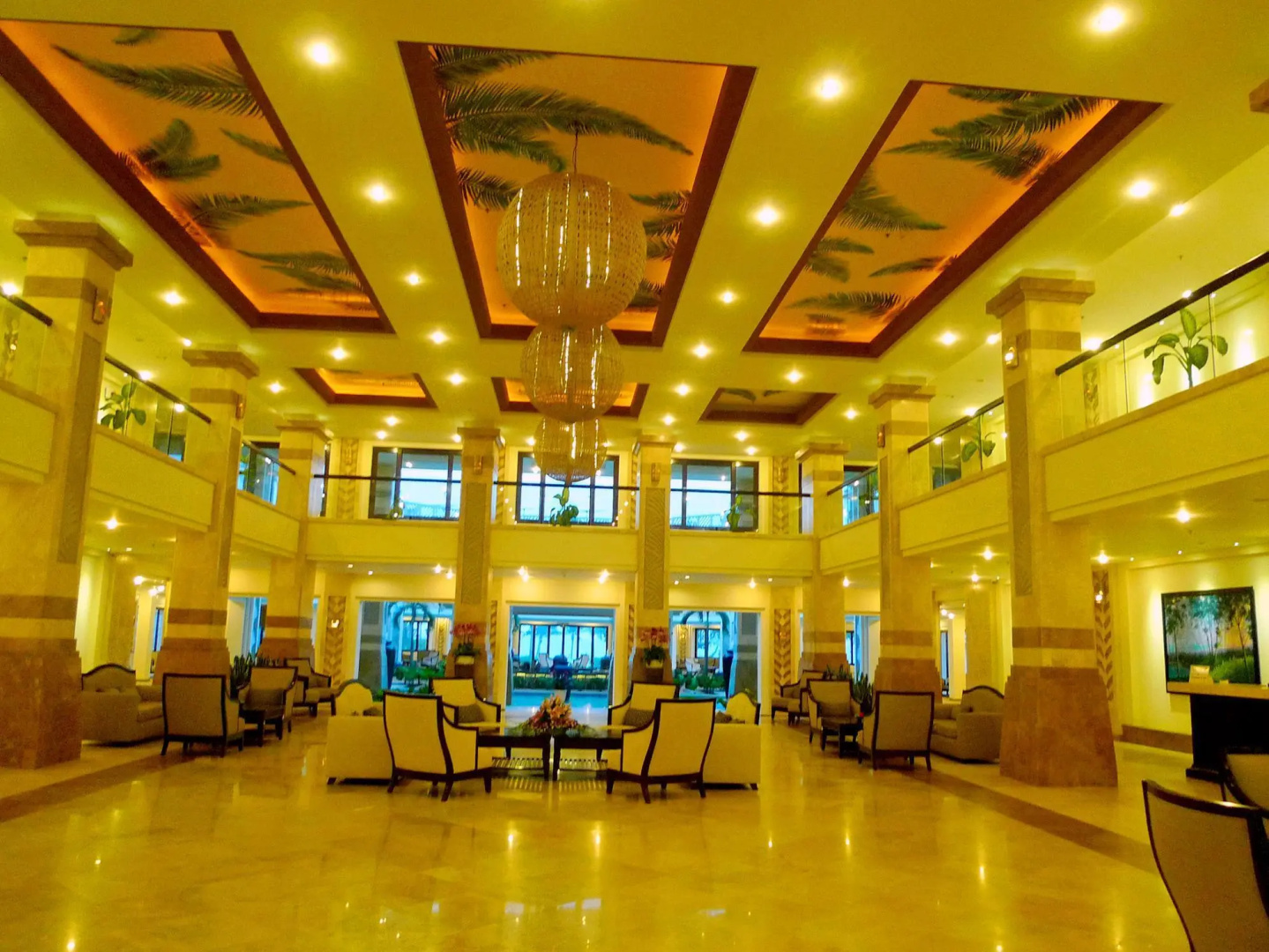 Отель Olalani Resort and Condotel