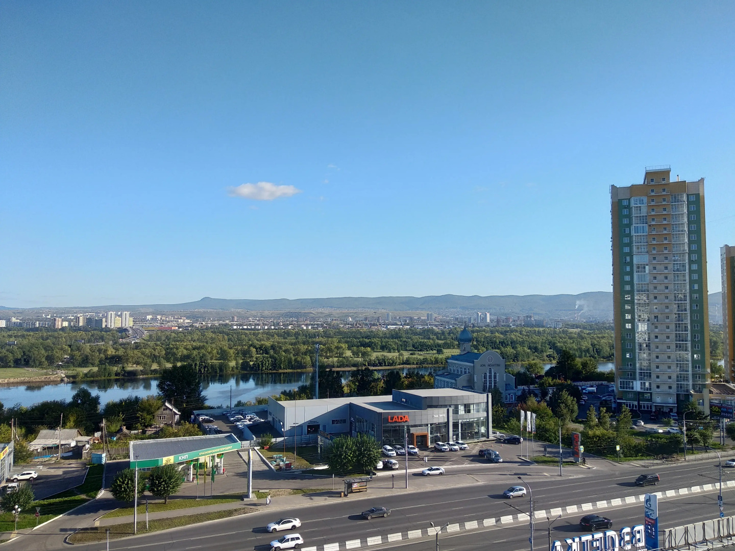 Квартира на Кристалле