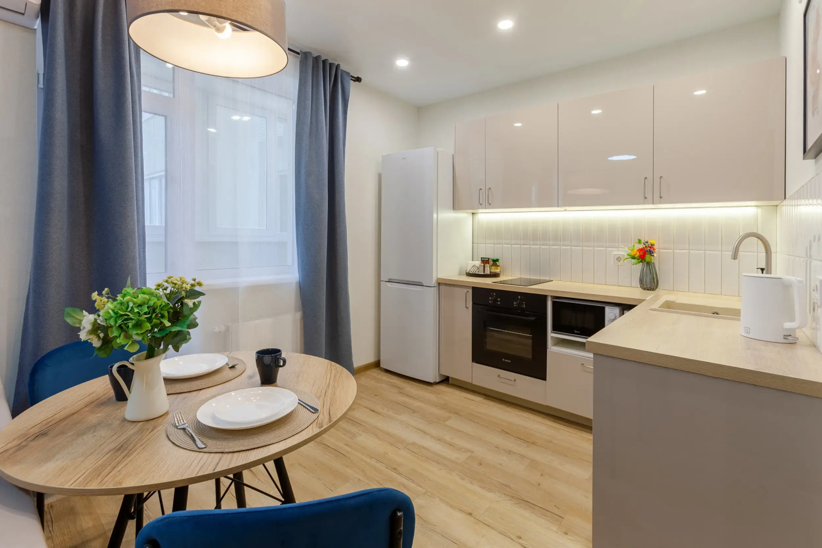 Апартаменты Lux Rentplaza logika