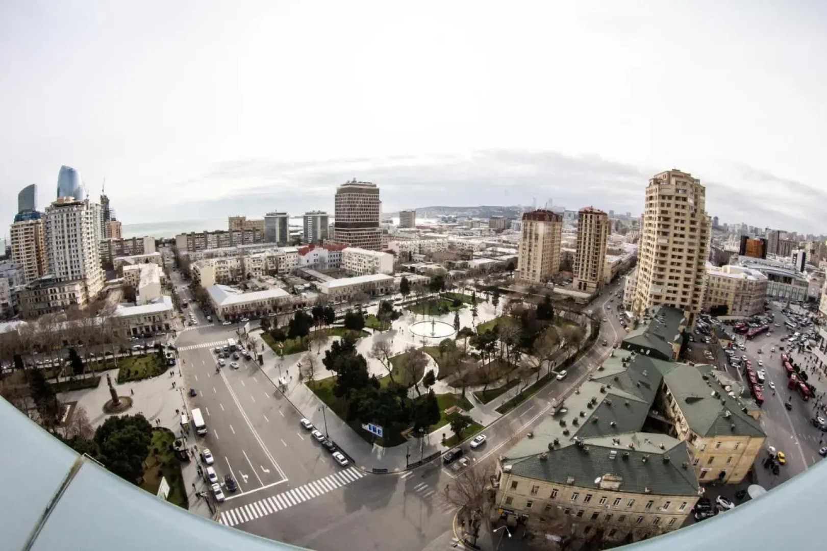 Parkside Hotel & Apartments